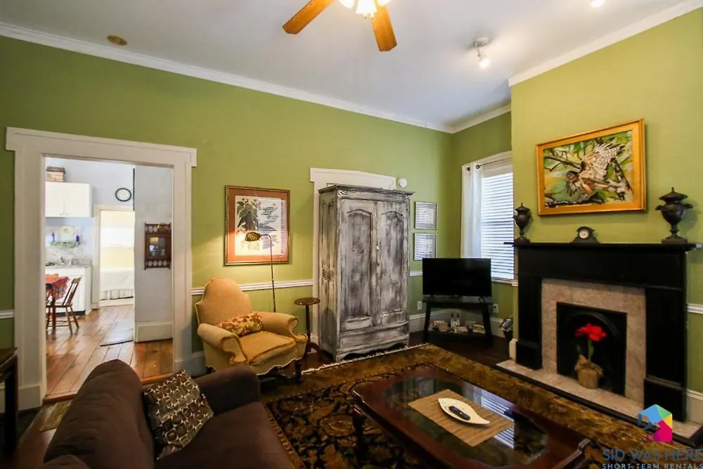 Apartment Gallery Artoff St Parking, Near Forsyth Park Savannah United States