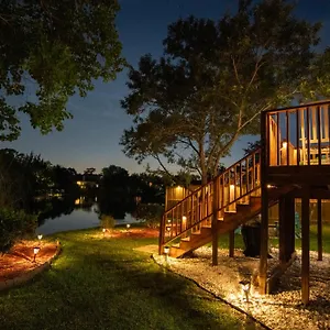  Holiday home Lakefront Retreat Near Tybee With King Bed And Free Parking